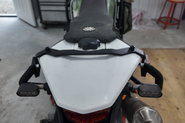 Kove 450 Rally – Soporte Rackless - Imagen 5