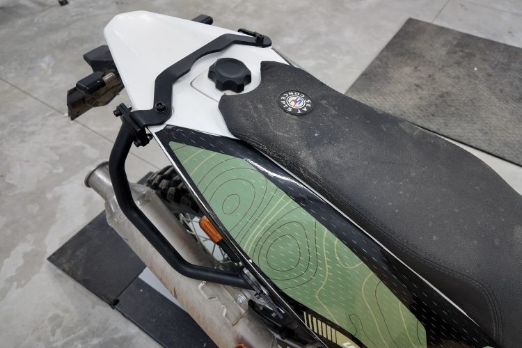 Kove 450 Rally – Soporte Rackless - Imagen 7